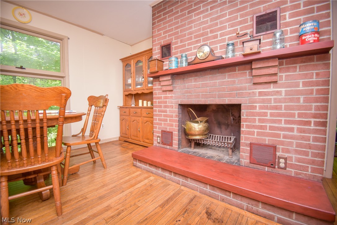 1683 Ridge Road Hinckley, OH 44233 - Photo 10 of 49