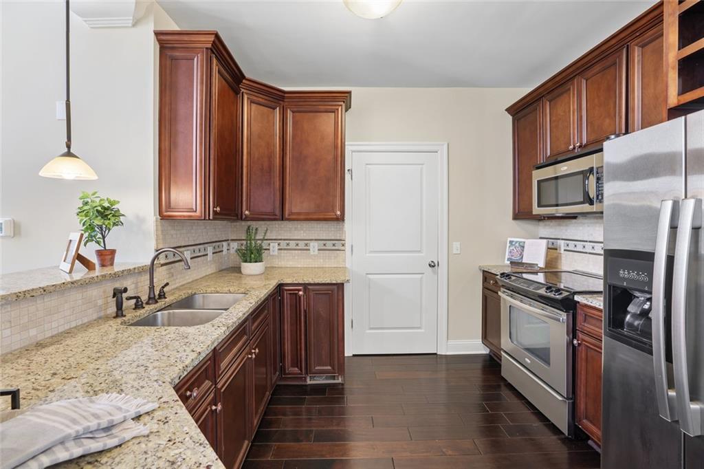901 Abernathy Road Northeast, Unit 6030 Sandy Springs, GA 30328 - Photo 5 of 42 Gallery Image 5