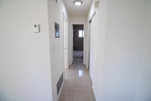 $1,575 | 1727 Liberty Street, Unit 12, Hollywood, FL 33020