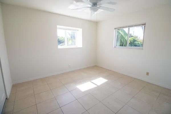 $1,575 | 1727 Liberty Street, Unit 12, Hollywood, FL 33020