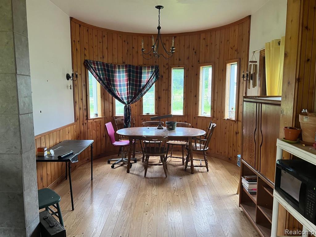 2651 Fenton Road Hartland, MI 48353 - Photo 13 of 23