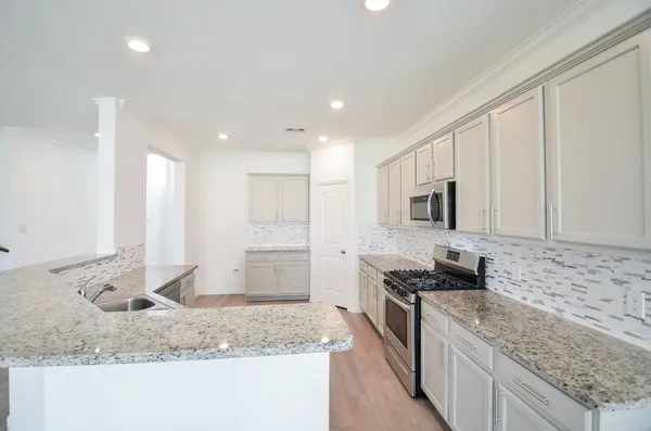 $384,999 | 3820 Vista Grove Court, Rosenberg, TX 77469