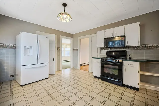 $3,500 | 35 Adams Street, Norwood, MA 02062