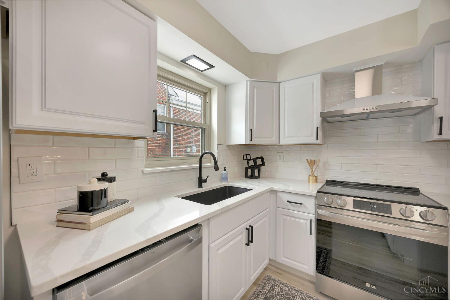 5430 Vogel Road Cincinnati, OH 45239 - Photo 15 of 52 Gallery Image 15