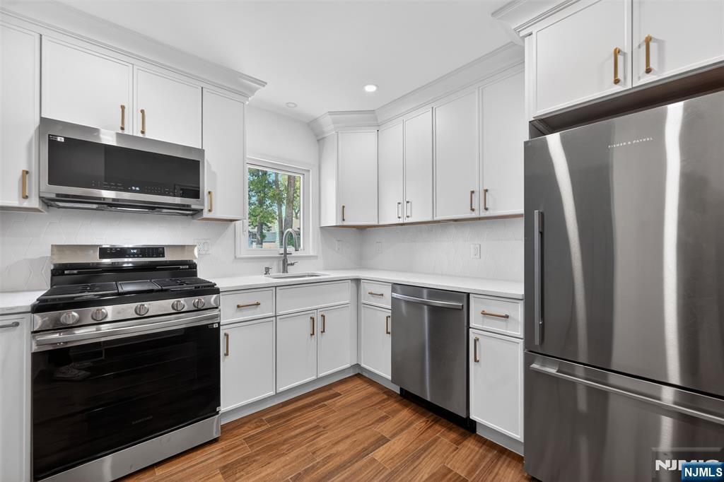 101 Sheldon Street Wyckoff, NJ 07481 - Photo 5 of 17