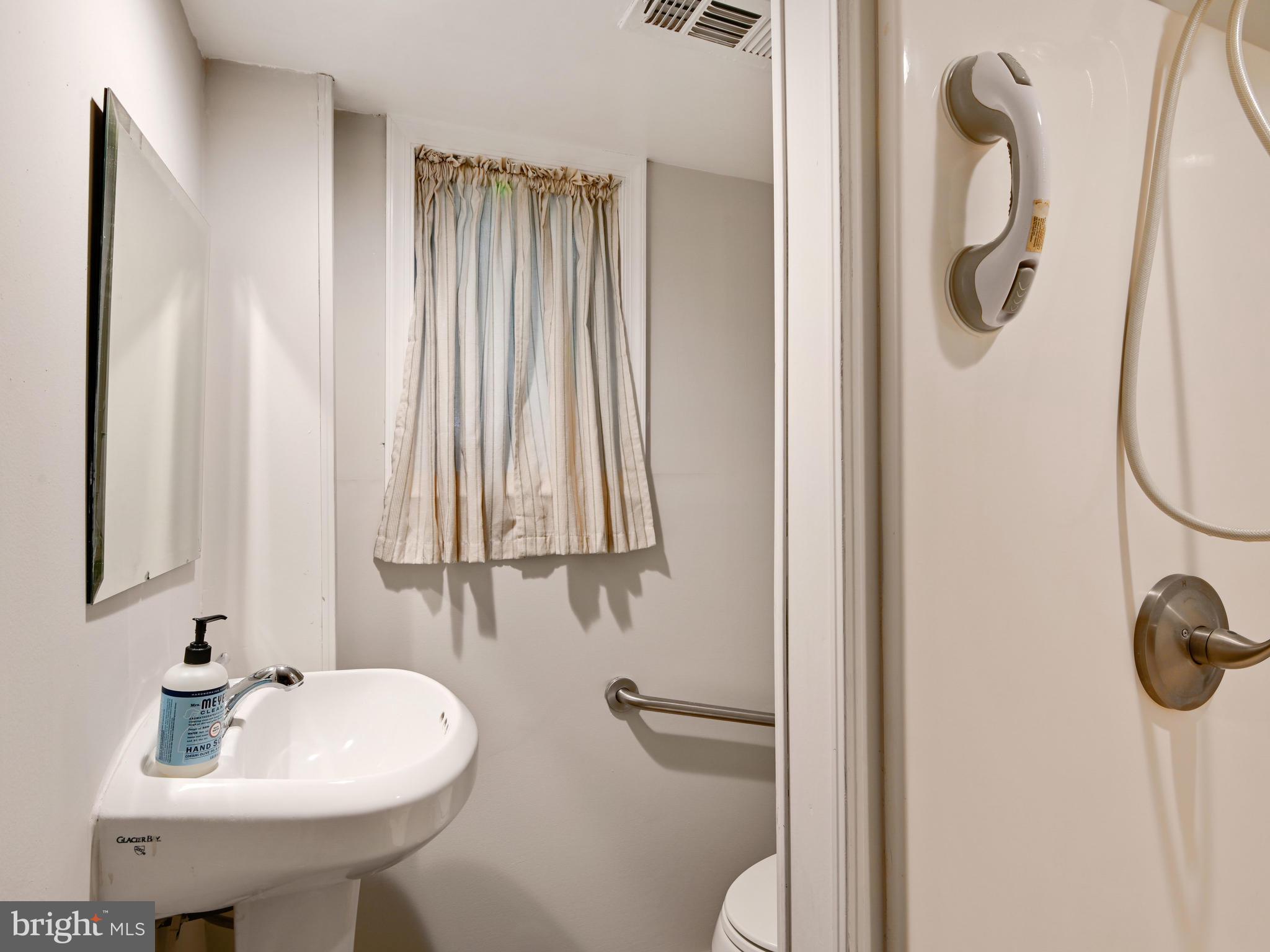 132 West Upper Ferry Road Ewing, NJ 08628 - Photo 19 of 31