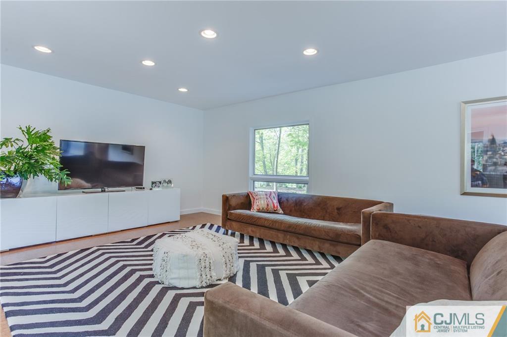 136 Rolling Hill Road Skillman, NJ 08558 - Photo 8 of 25 Gallery Image 8