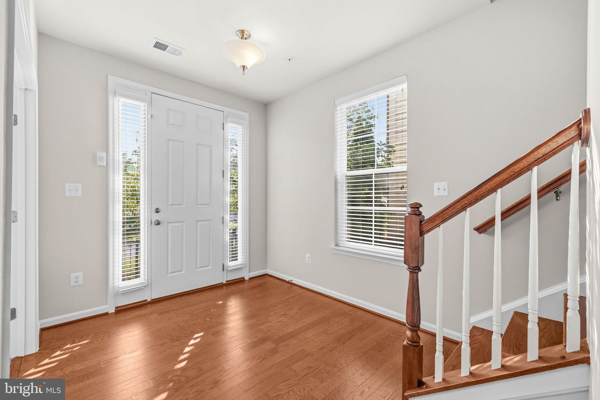 2891 Findley Road Kensington, MD 20895 - Photo 4 of 46 Large entry
