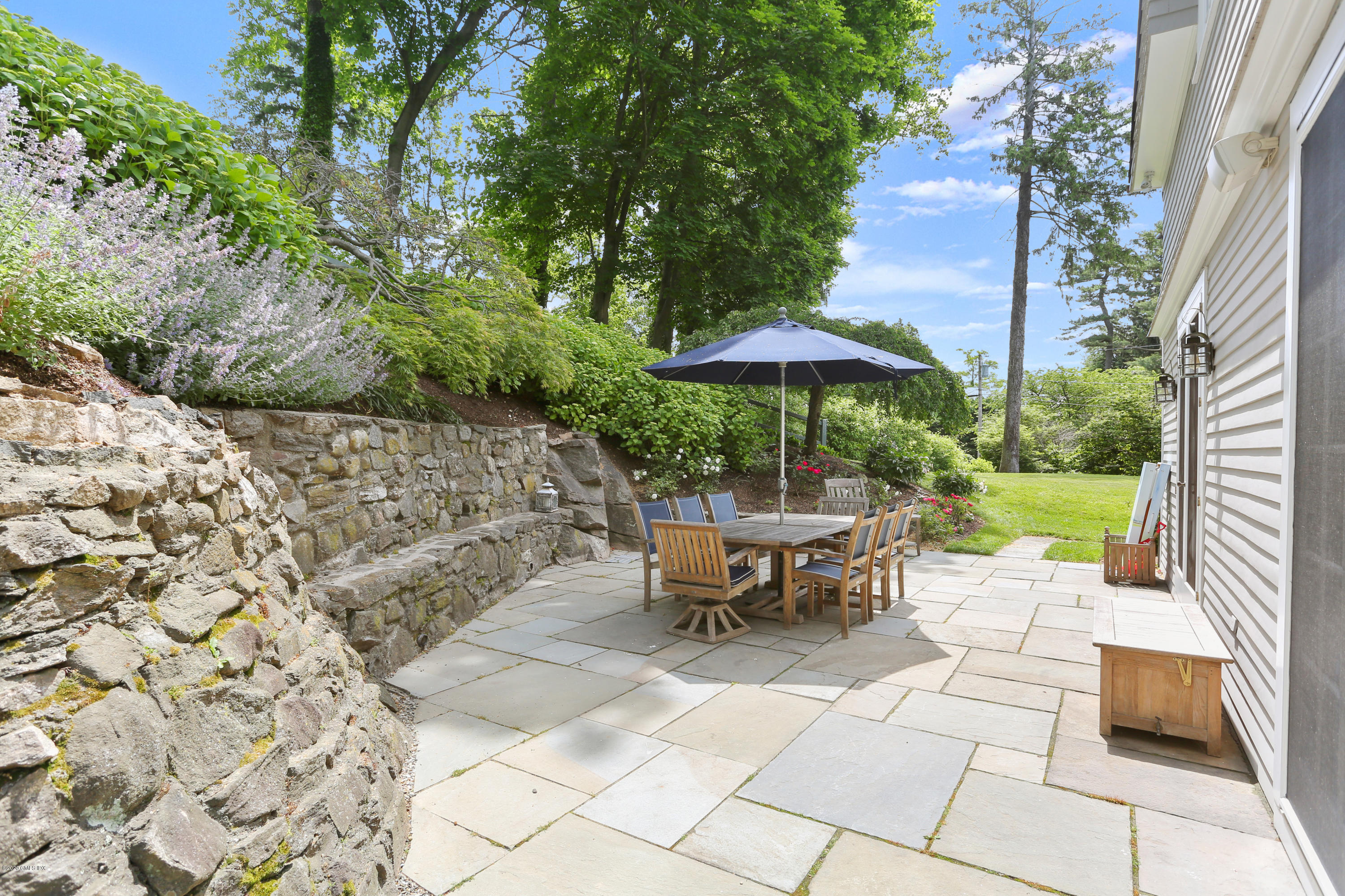 132 Cedar Cliff Road Riverside, CT 06878 - Photo 27 of 37 Exterior Patio