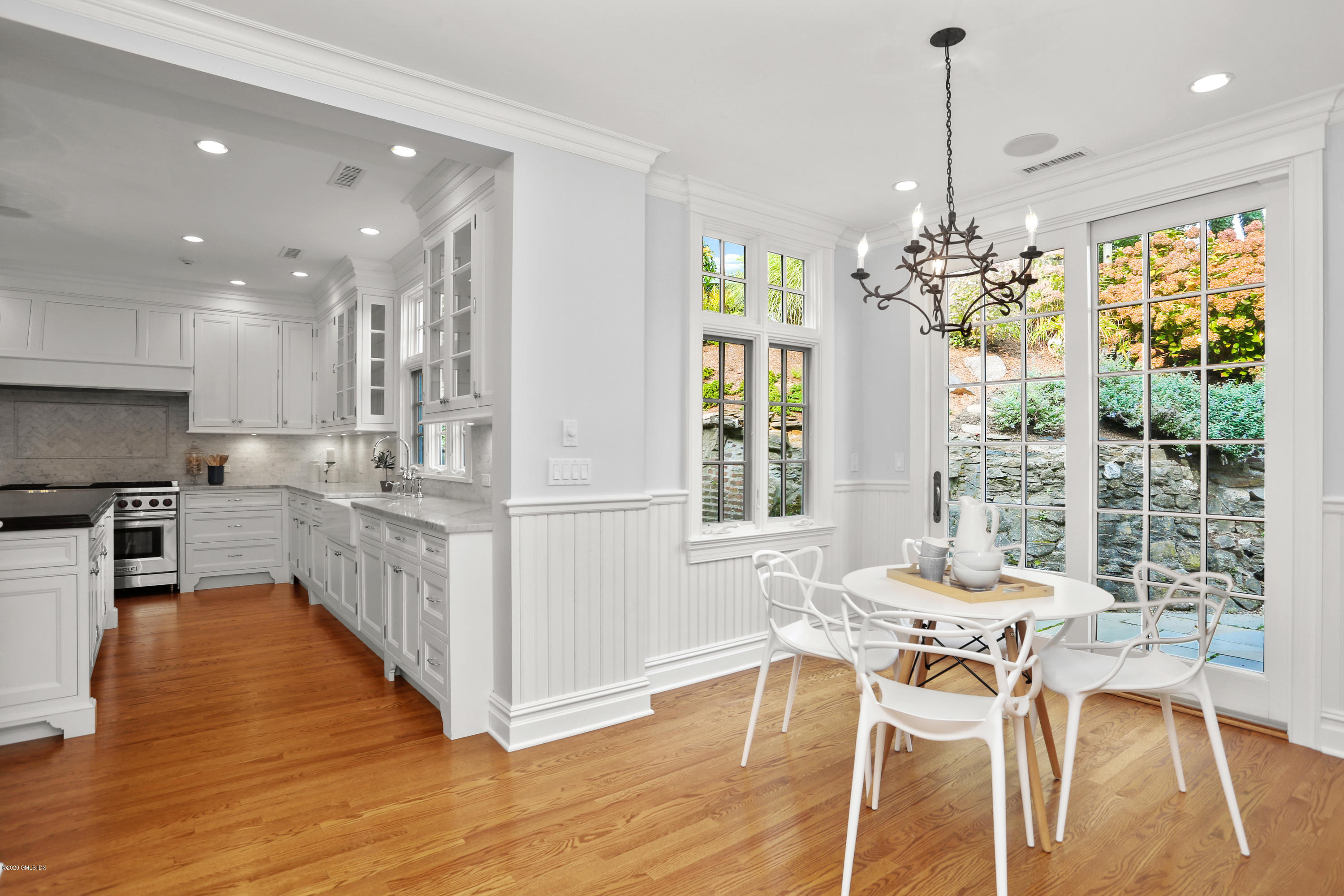 132 Cedar Cliff Road Riverside, CT 06878 - Photo 8 of 37 Breakfast Nook
