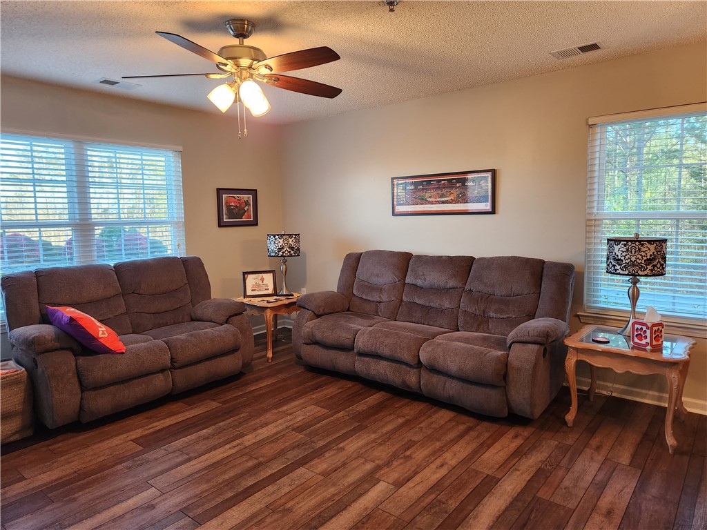 312 Killdevil Hill, Unit A Six Mile, SC 29682 - Photo 14 of 44 Great room.