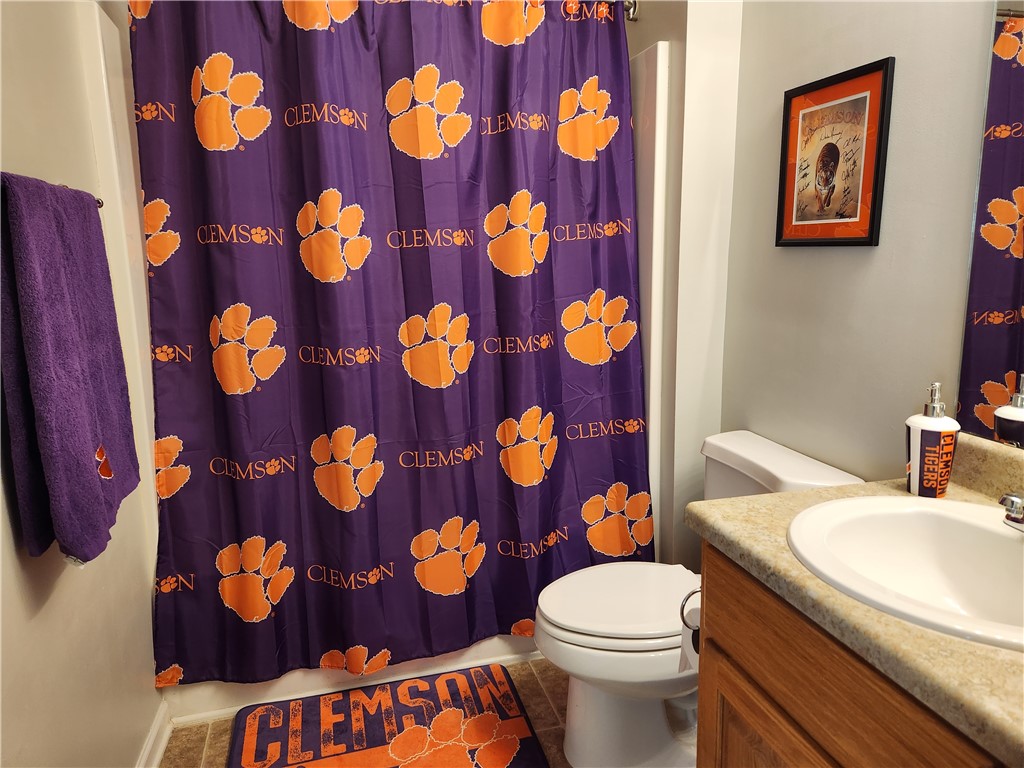 312 Killdevil Hill, Unit A Six Mile, SC 29682 - Photo 24 of 44 Bathroom #2.