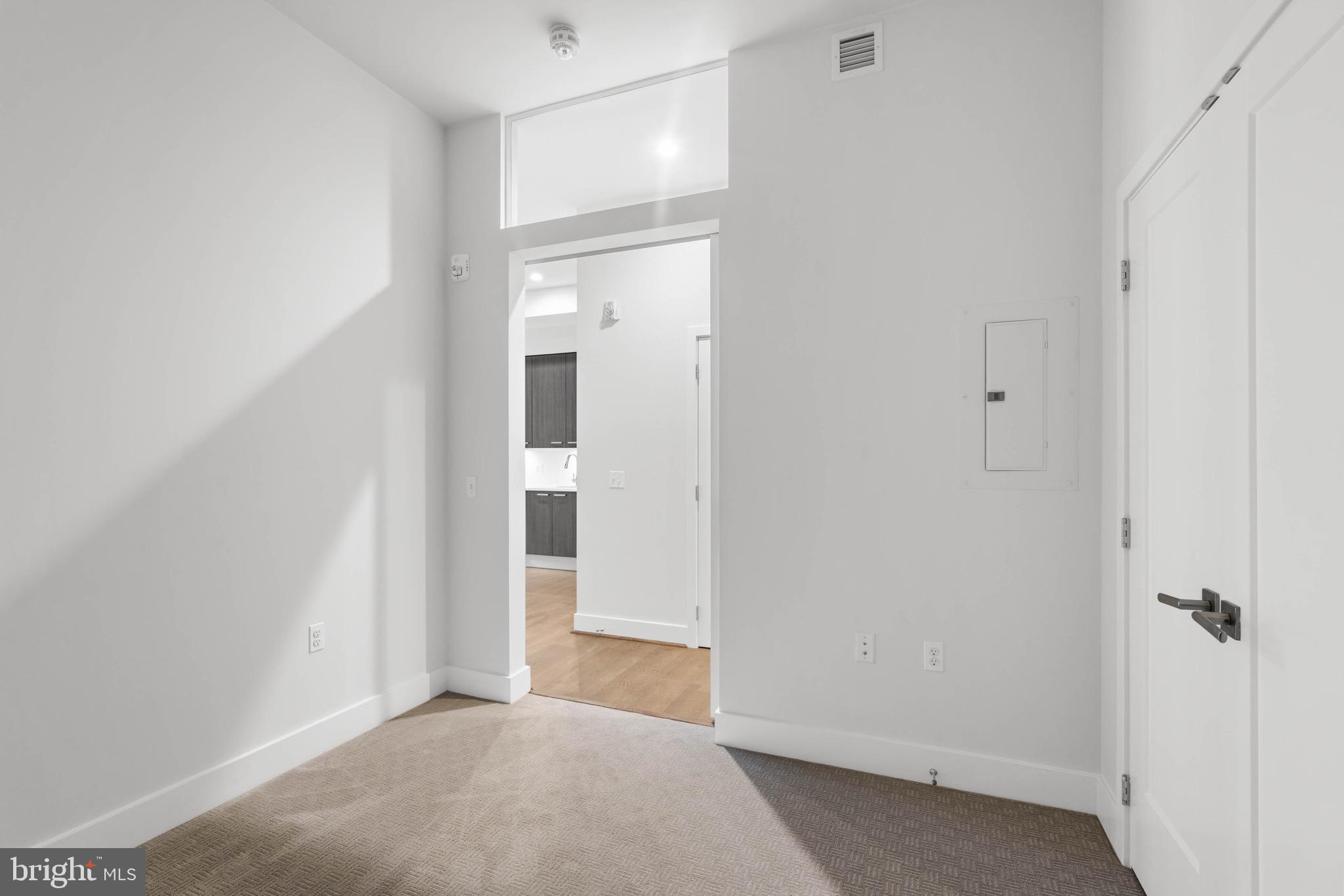 525 Water Street Southwest, Unit 207 Washington, DC 20024 - Photo 13 of 38