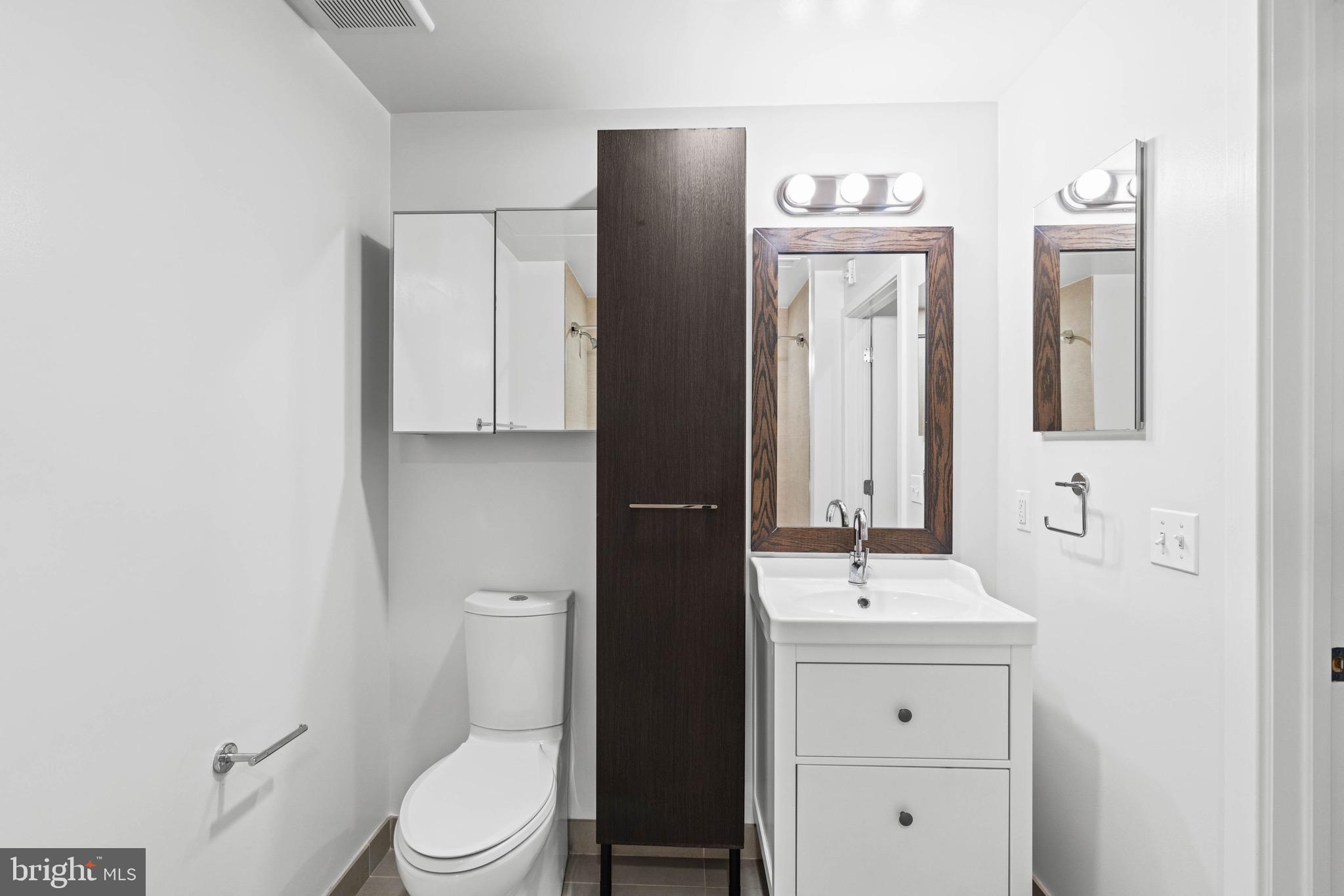 525 Water Street Southwest, Unit 207 Washington, DC 20024 - Photo 20 of 38