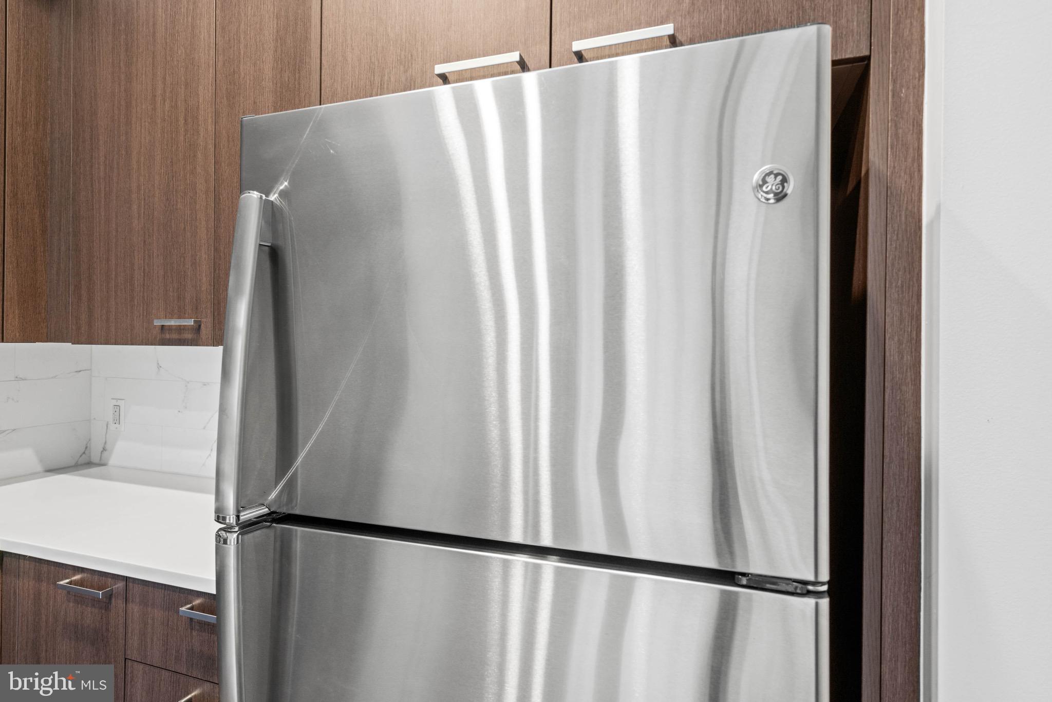 525 Water Street Southwest, Unit 207 Washington, DC 20024 - Photo 27 of 38 Kitchen Appliance