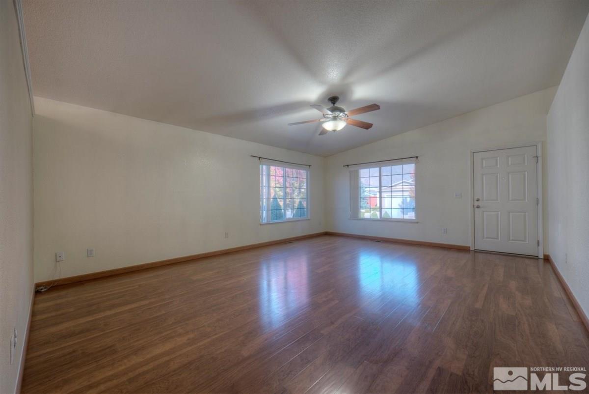 17730 Davenport Lane Reno, NV 89508 - Photo 6 of 25 Photo 6