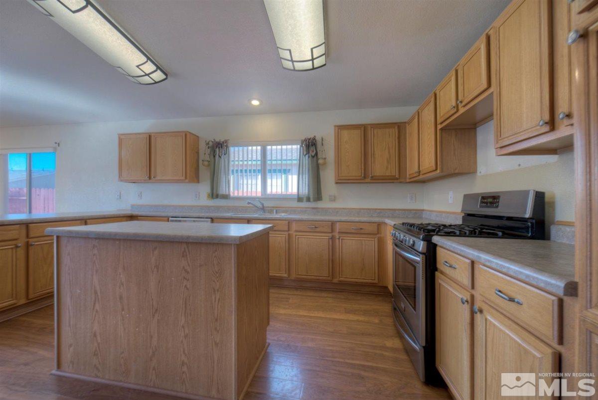 17730 Davenport Lane Reno, NV 89508 - Photo 8 of 25 Photo 8