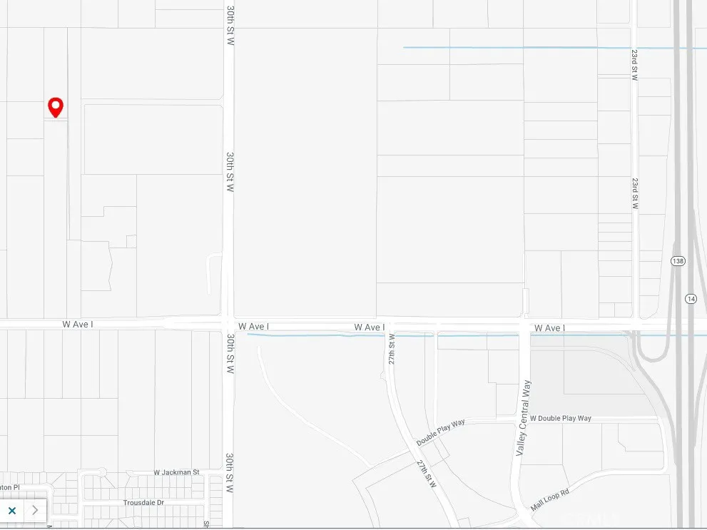 32 West Ave H 8 Lancaster, CA 93535 - Photo 2 of 3 a close view of a bathroom shower