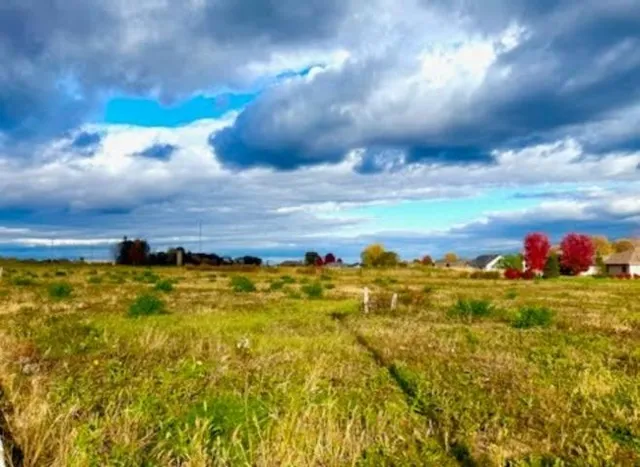 $79,900 | 128 Beckerae Court, Wrightstown, WI 54180