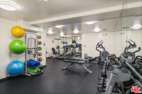 $589,000 | 100 South Doheny Drive, Unit 214, Los Angeles, CA 90048