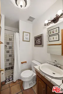 $589,000 | 100 South Doheny Drive, Unit 214, Los Angeles, CA 90048