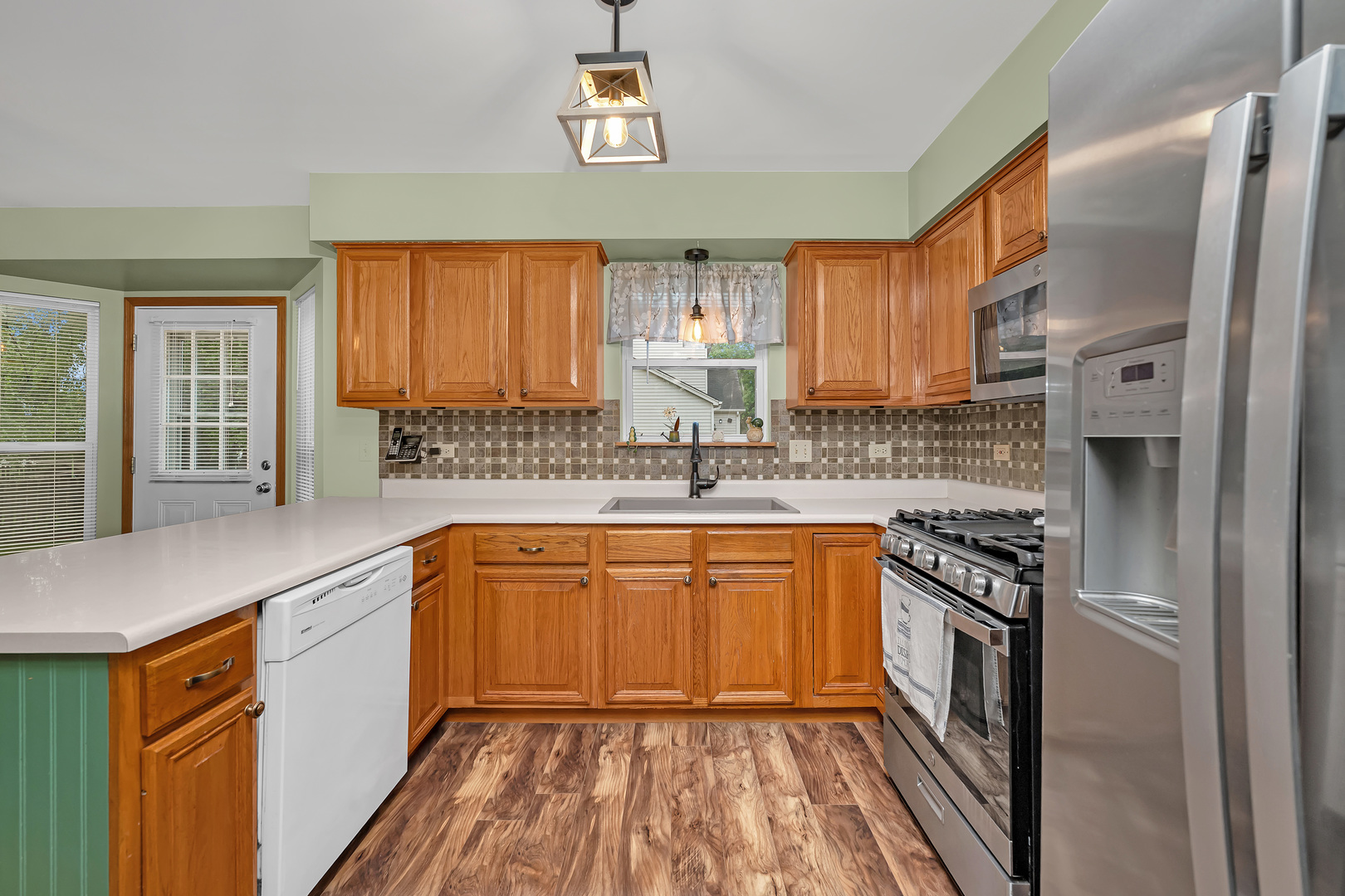 1915 Somerset Court Romeoville, IL 60446 - Photo 8 of 32