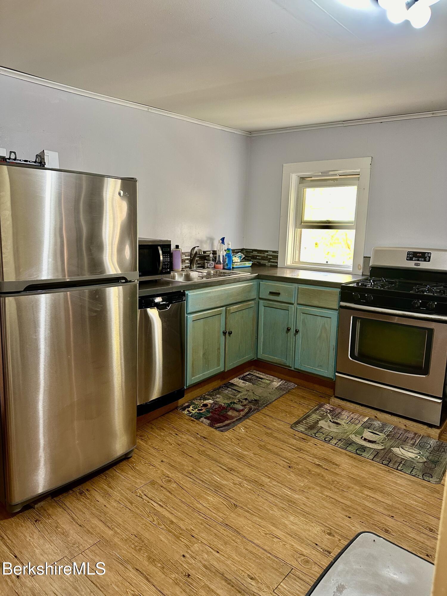 40 Interlaken Road Stockbridge, MA 01266 - Photo 11 of 23 Kitchen