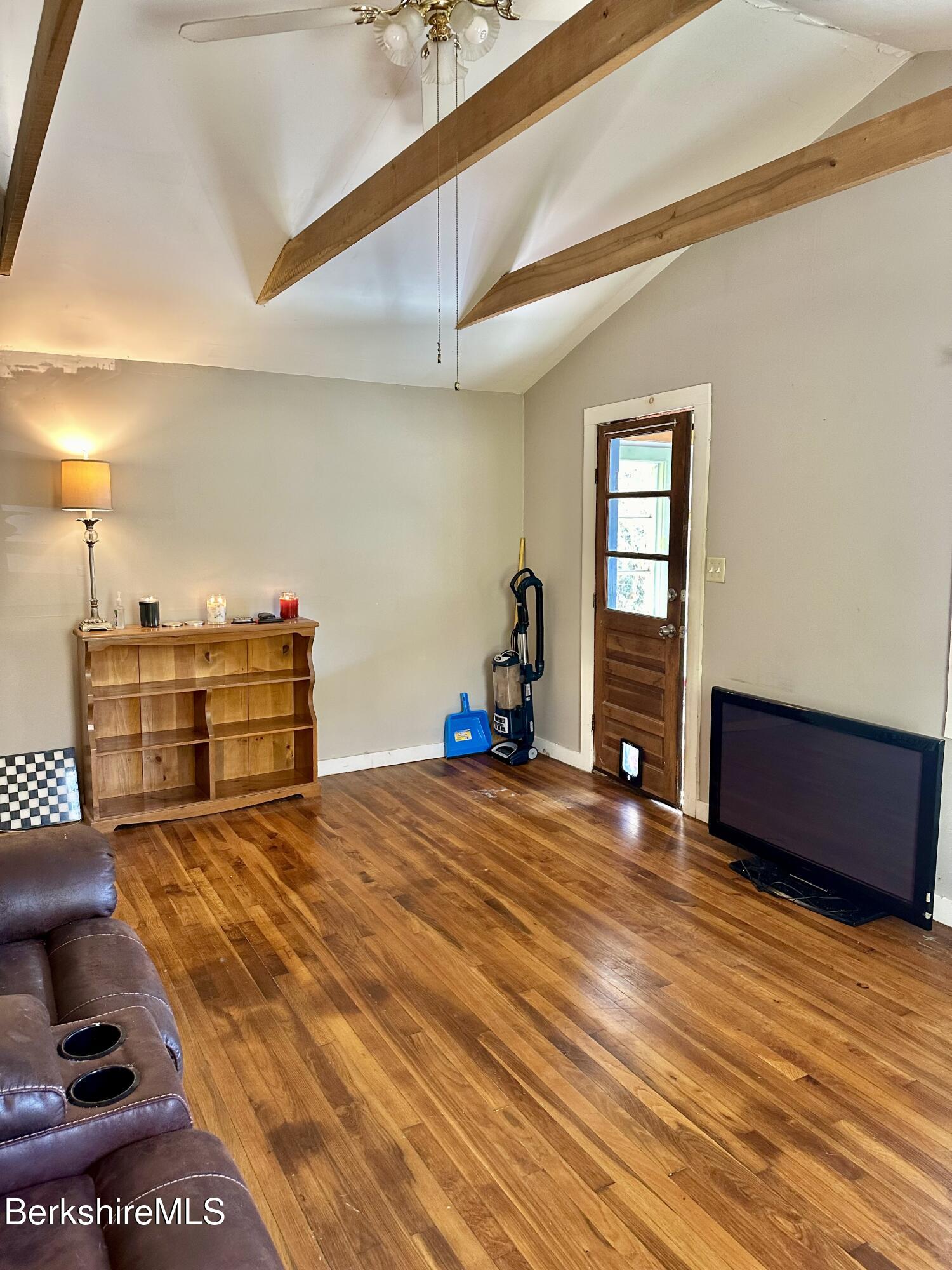 40 Interlaken Road Stockbridge, MA 01266 - Photo 6 of 23 Living Room