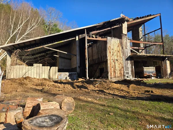 $320,000 | 184 Campville Hill Road, Harwinton, CT 06791