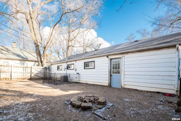 $80,000 | 209 2nd Street, South Pekin, IL 61564