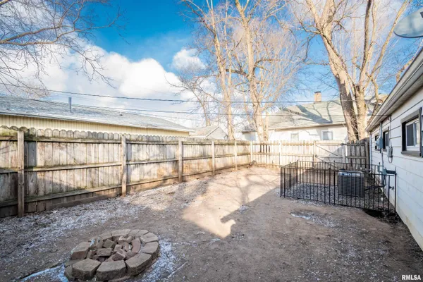 $80,000 | 209 2nd Street, South Pekin, IL 61564