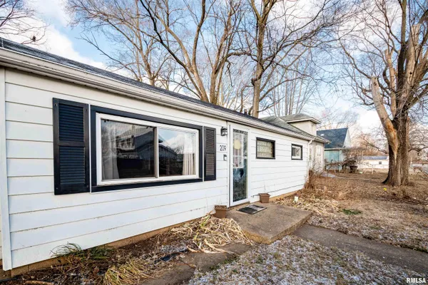 $80,000 | 209 2nd Street, South Pekin, IL 61564