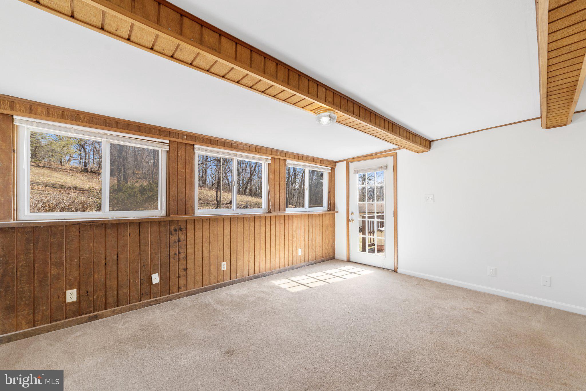 3769 Sage Road Delaplane, VA 20144 - Photo 17 of 48