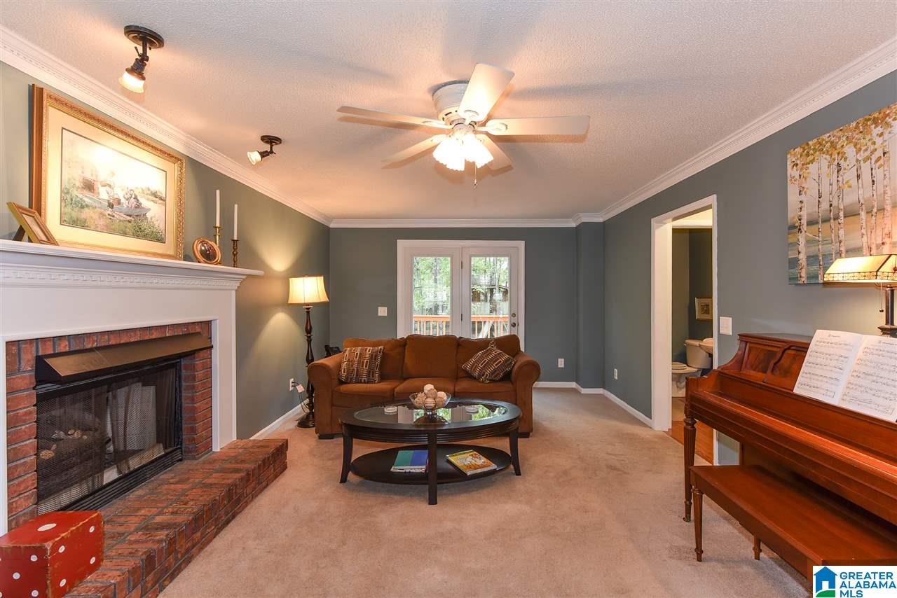 923 Falling Star Lane Alabaster, AL 35007 - Photo 3 of 39