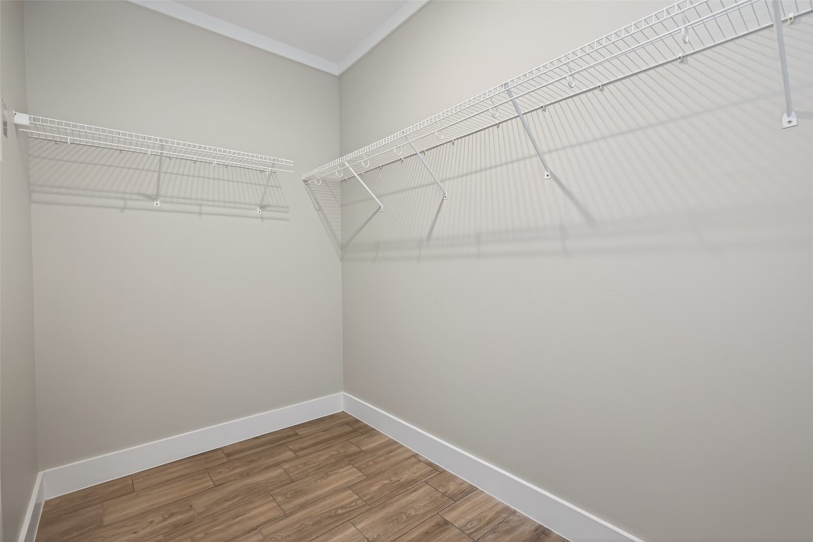 6605 Greenhurst Street Houston, TX 77091 - Photo 34 of 41 a view of a room with shelf