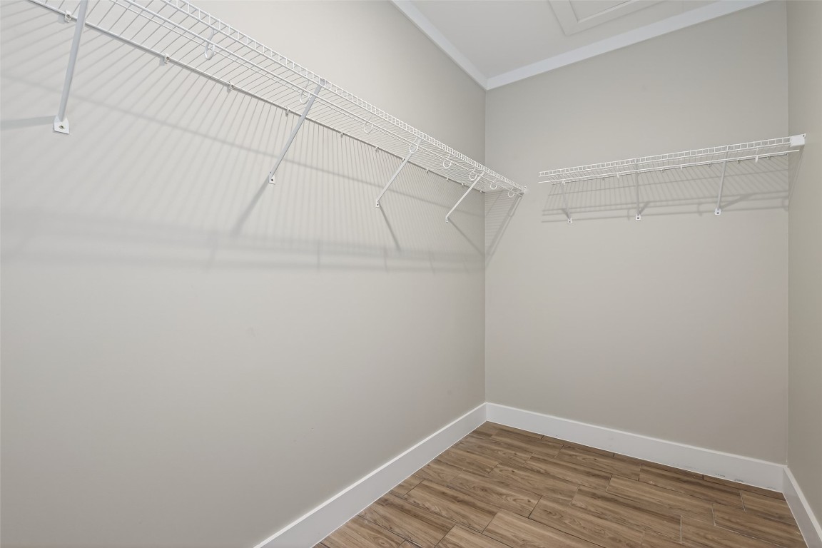 6605 Greenhurst Street Houston, TX 77091 - Photo 35 of 41 a view of a room with wooden floor