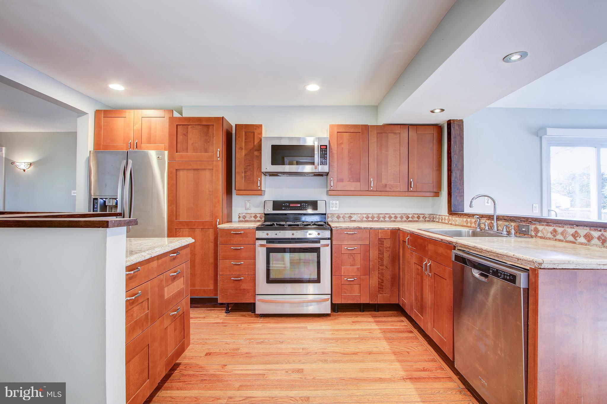 11504 Joseph Mill Road Silver Spring, MD 20906 - Photo 15 of 48 Kitchen
