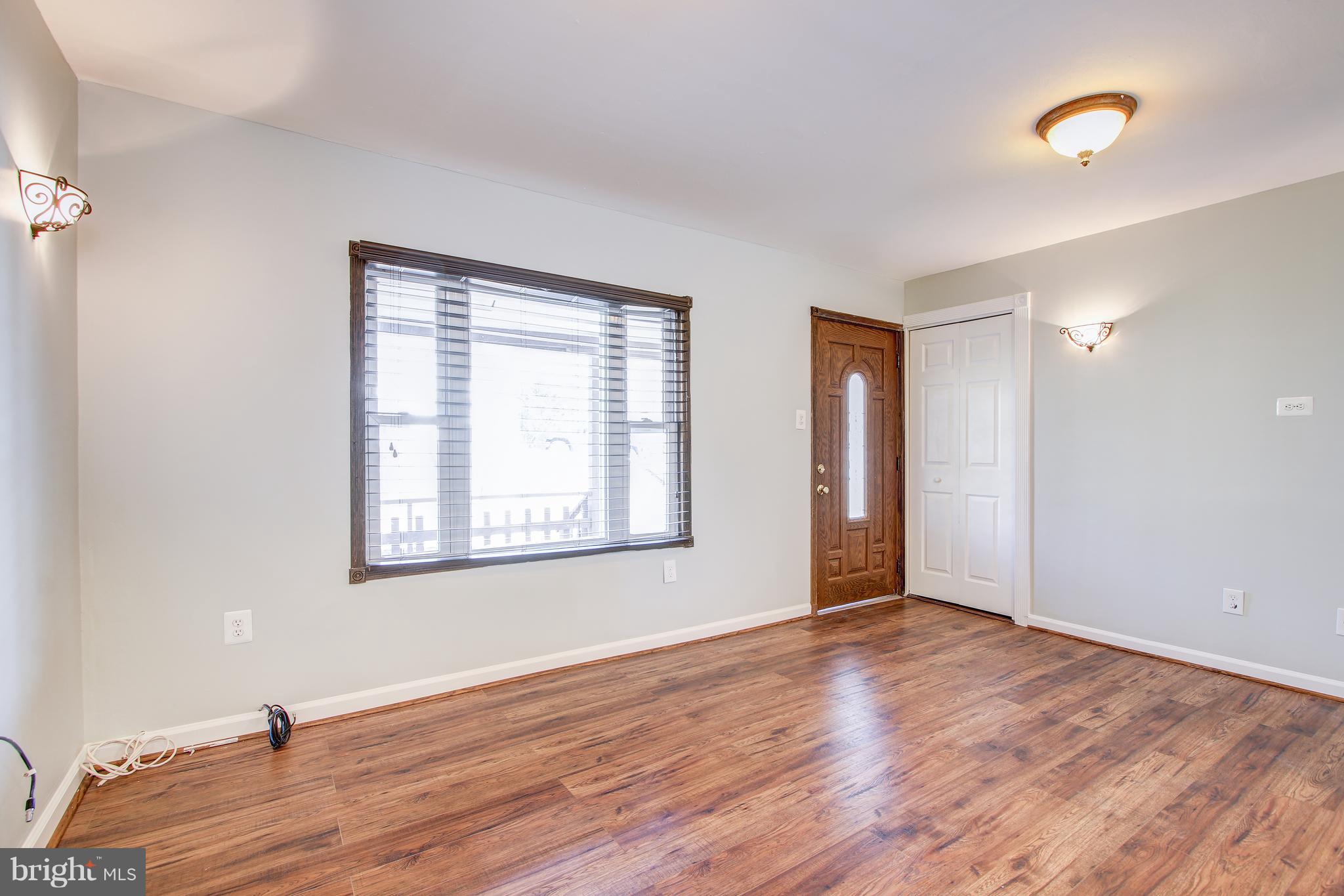 11504 Joseph Mill Road Silver Spring, MD 20906 - Photo 9 of 48 Living Room