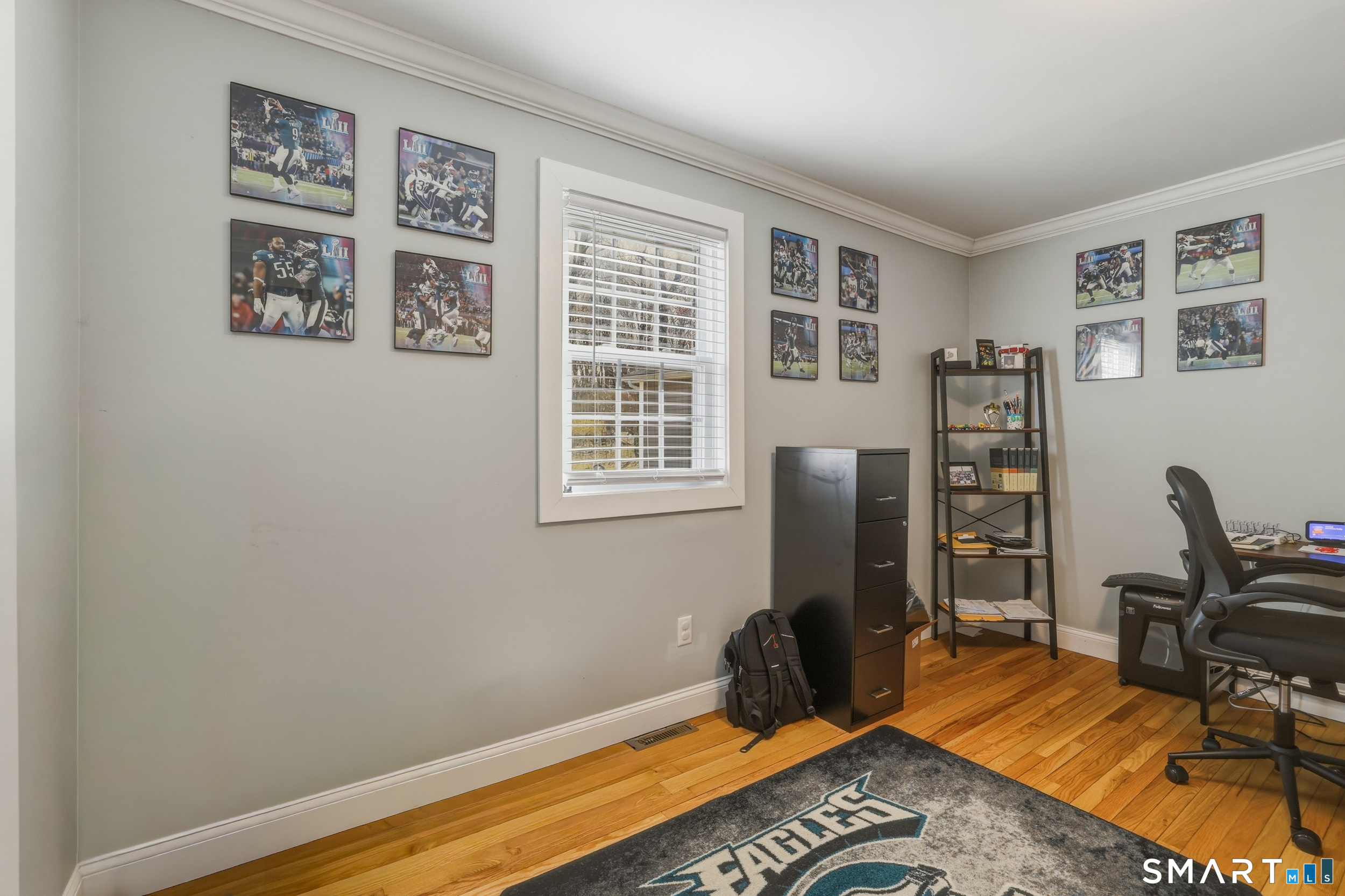 15 Cedar Avenue Wolcott, CT 06716 - Photo 13 of 31 a bedroom with a workspace
