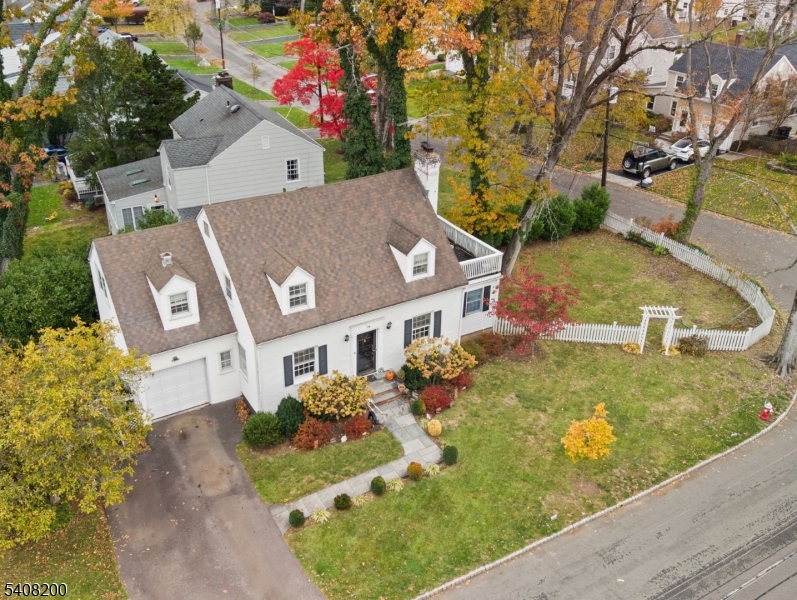 16 Meadowbrook Road Chatham, NJ 07928 - Photo 5 of 12