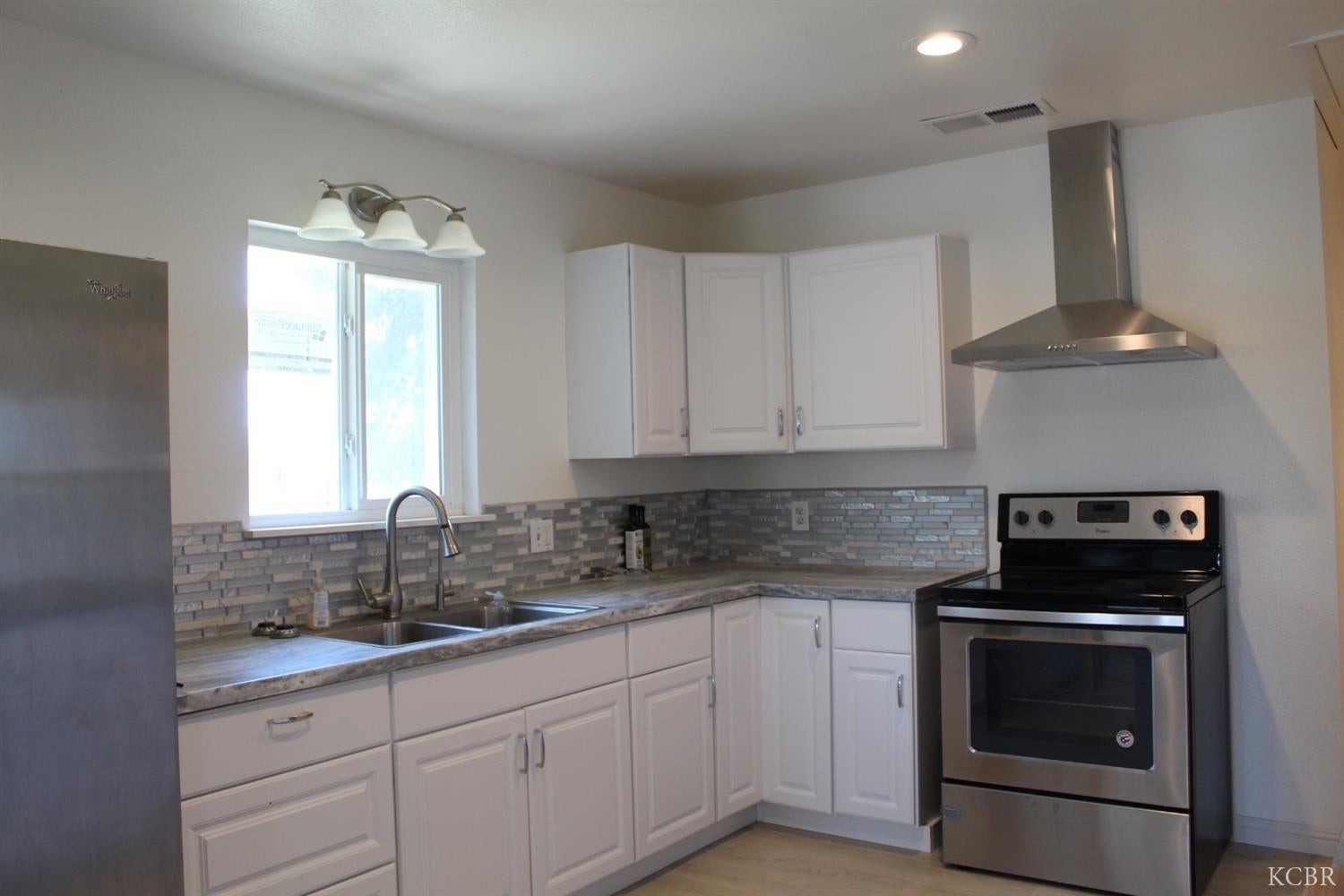 18585 Java Avenue Lemoore, CA 93245 - Photo 5 of 14 Gallery Image 5