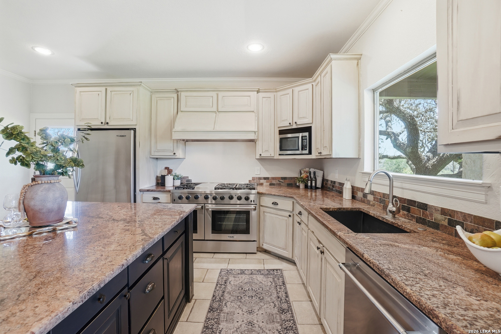 8 Walnut Grove Road Boerne, TX 78006 - Photo 11 of 50