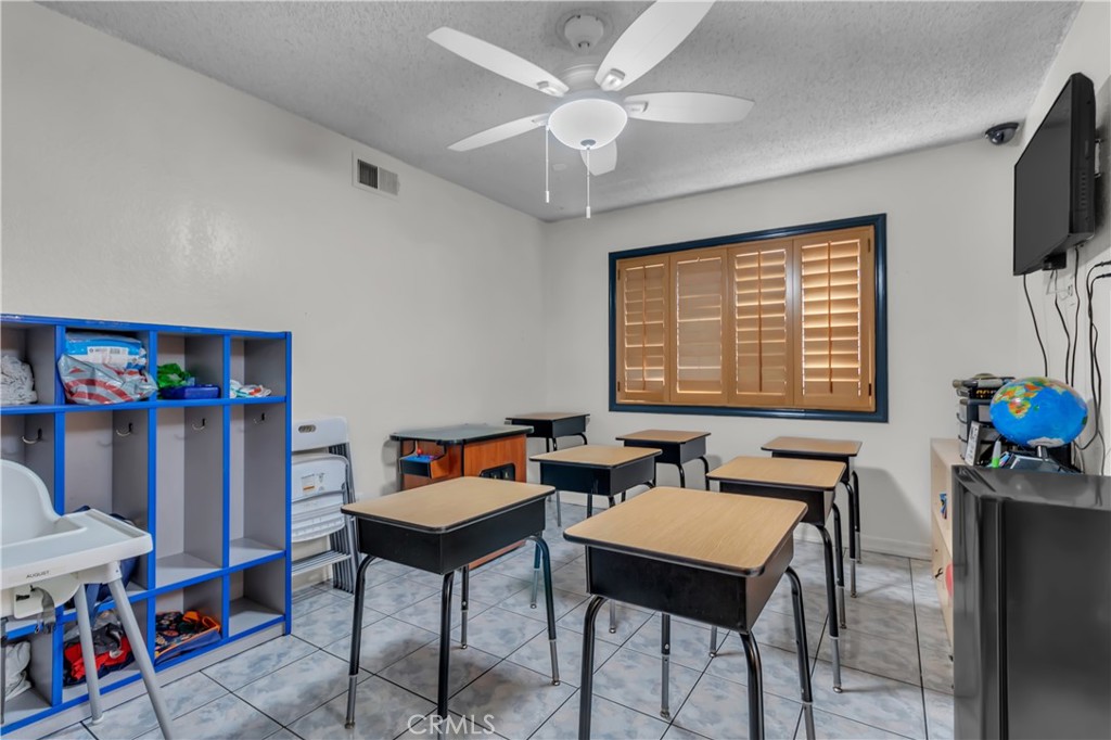 1324 East Turmont Street Carson, CA 90746 - Photo 24 of 47