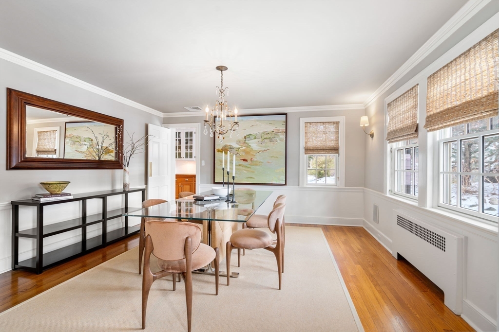 243 Ridgeway Road Weston, MA 02493 - Photo 11 of 36