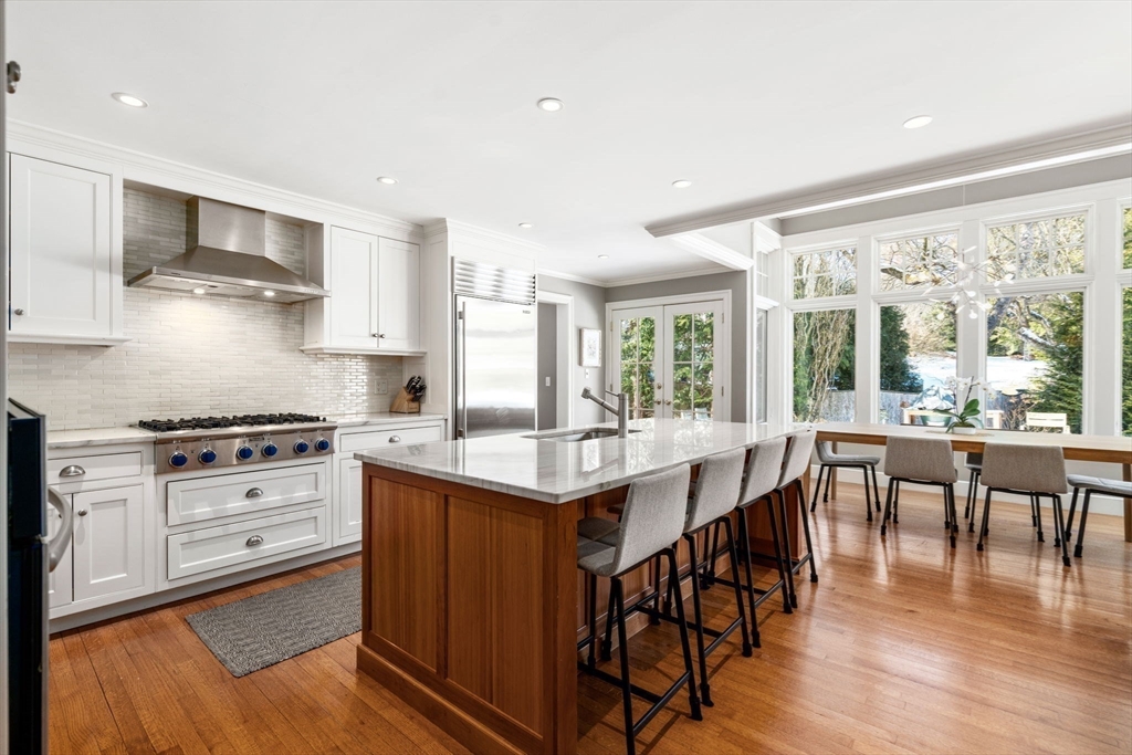 243 Ridgeway Road Weston, MA 02493 - Photo 14 of 36