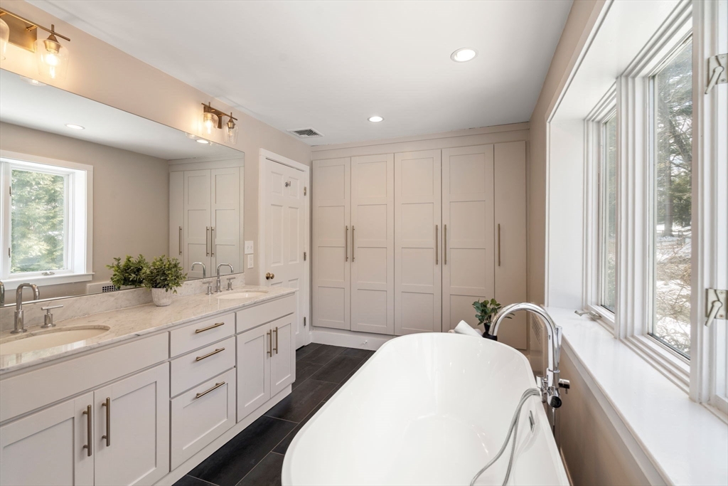 243 Ridgeway Road Weston, MA 02493 - Photo 24 of 36