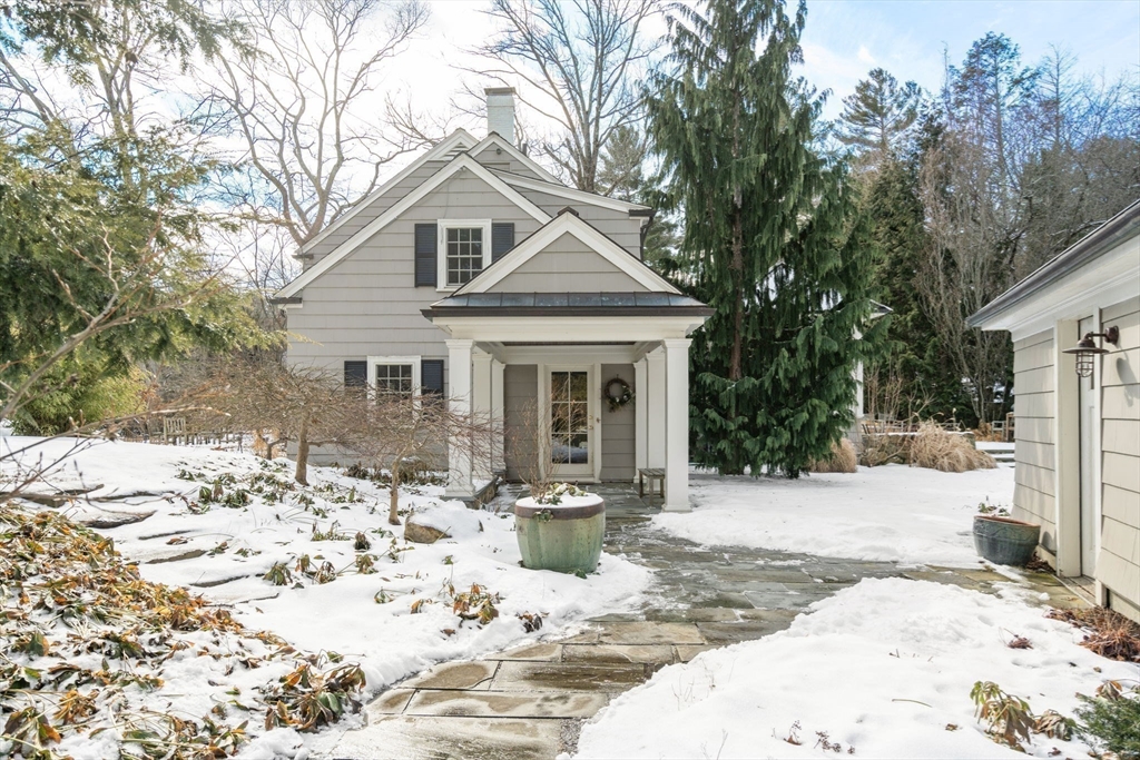 243 Ridgeway Road Weston, MA 02493 - Photo 29 of 36