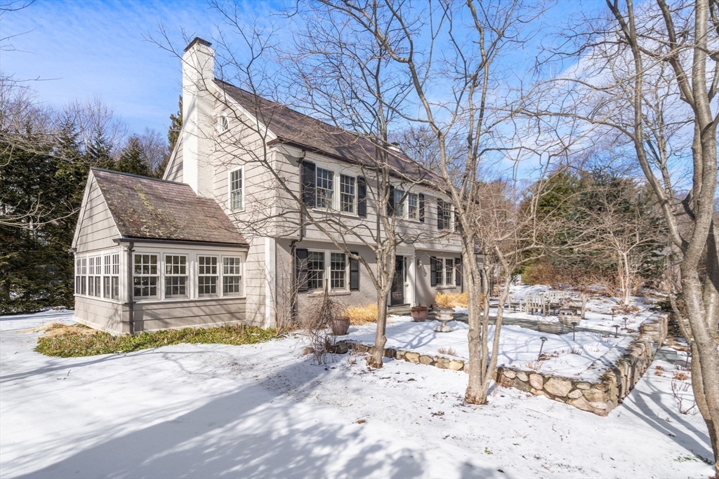 243 Ridgeway Road Weston, MA 02493 - Photo 3 of 36