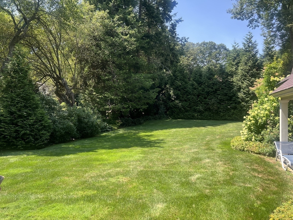 243 Ridgeway Road Weston, MA 02493 - Photo 34 of 36