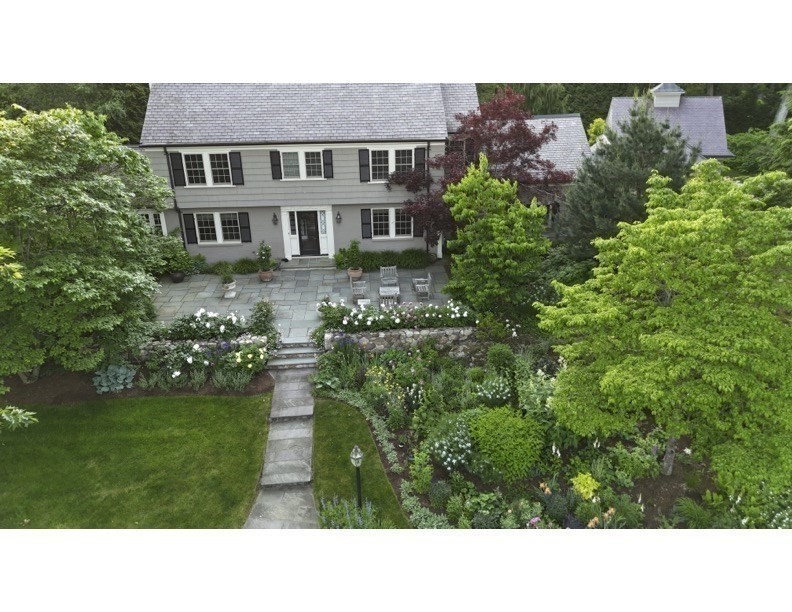 243 Ridgeway Road Weston, MA 02493 - Photo 35 of 36